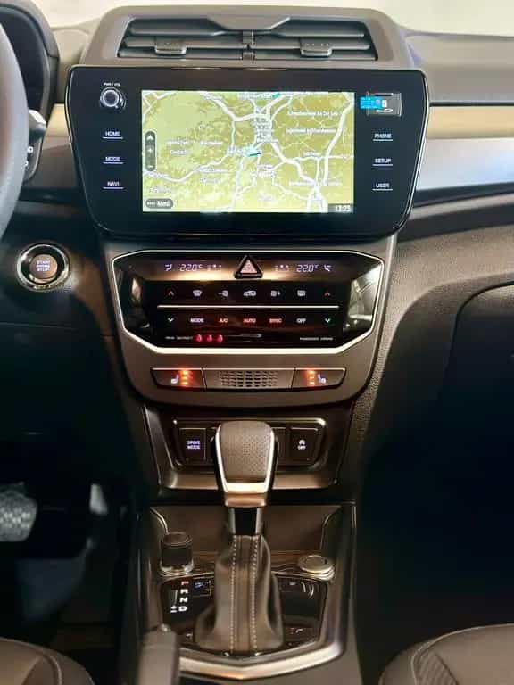 Ssangyong Tivoli Blackline 1,5P+AT+Navi+Kamera-LAGERWAGEN- 11/2024-photo-16