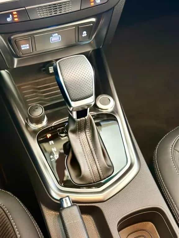 Ssangyong Tivoli Blackline 1,5P+AT+Navi+Kamera-LAGERWAGEN- 11/2024-photo-19