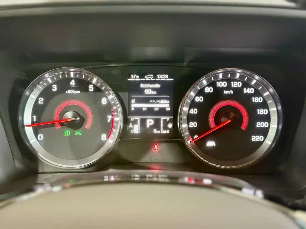 Ssangyong Tivoli Blackline 1,5P+AT+Navi+Kamera-LAGERWAGEN- 11/2024-photo-20