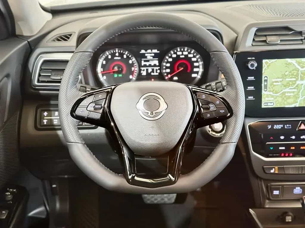 Ssangyong Tivoli Blackline 1,5P+AT+Navi+Kamera-LAGERWAGEN- 11/2024-photo-21