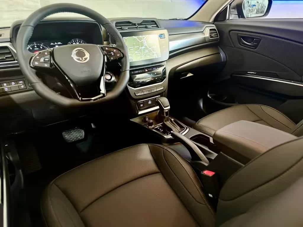 Ssangyong Tivoli Blackline 1,5P+AT+Navi+Kamera-LAGERWAGEN- 11/2024-photo-26