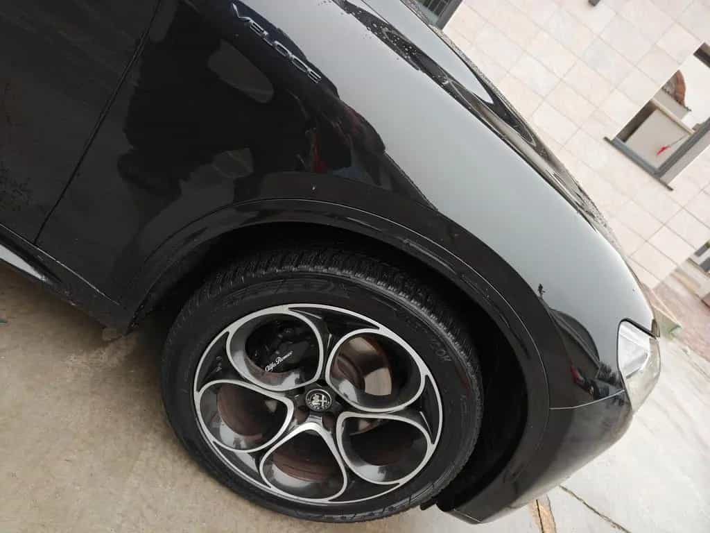 Alfa Romeo Stelvio Q4 Veloce total black 12/2020-photo-7