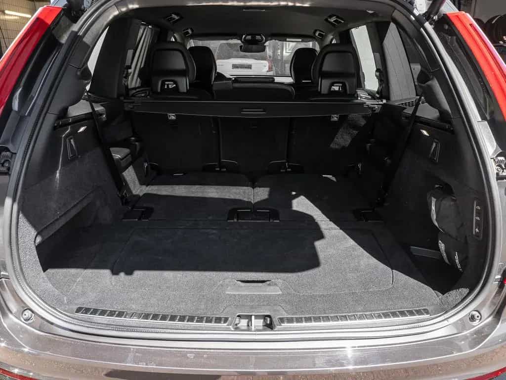 Volvo XC90 Plus Dark AWD B5 Diesel EU6d 7-Sitzer AD St 09/2023-photo-16