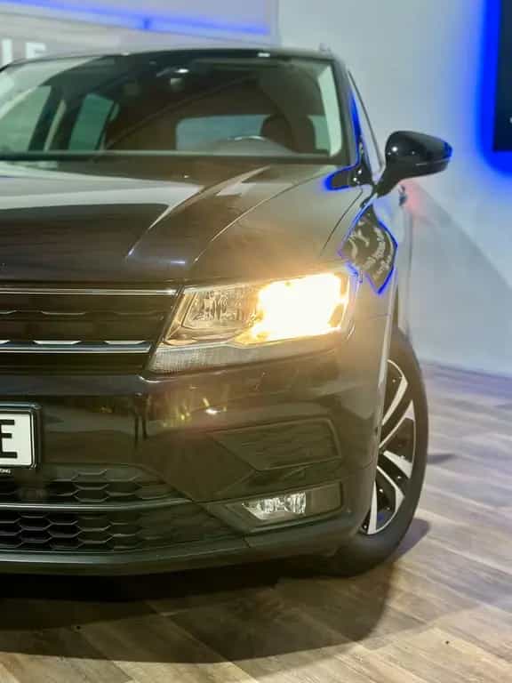 Volkswagen Tiguan IQ.DRIVE*Navi*ACC*DSG*Garantie* 09/2019-photo-3