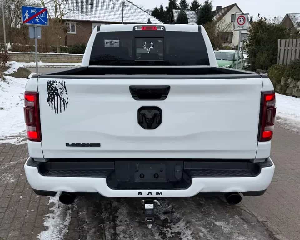 Dodge RAM 1500 LARAMIE 2021 4x4, 1 HAND, 6 SITZE !!! 08/2021-photo-11