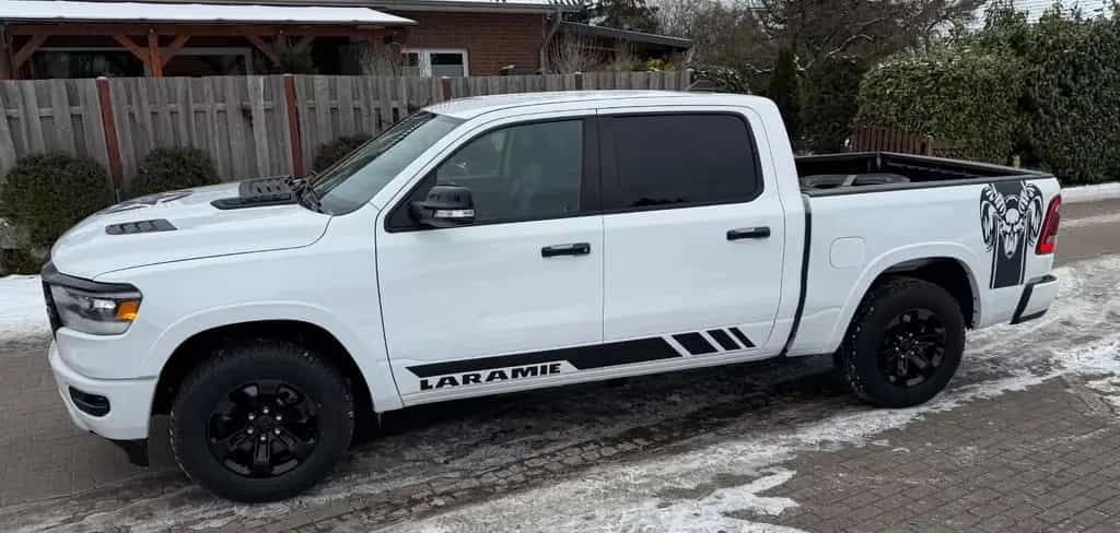Dodge RAM 1500 LARAMIE 2021 4x4, 1 HAND, 6 SITZE !!! 08/2021-photo-7