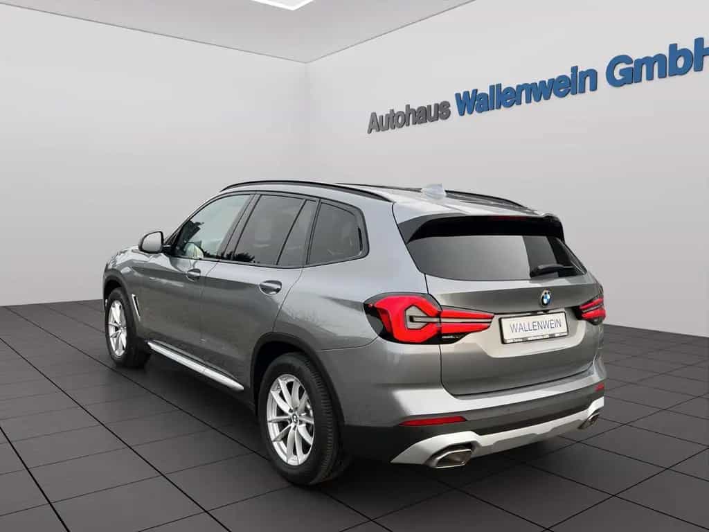 BMW X3 xDrive30i Aut., Panorama, AHK, ACC, 360° Kam. 09/2022-photo-3