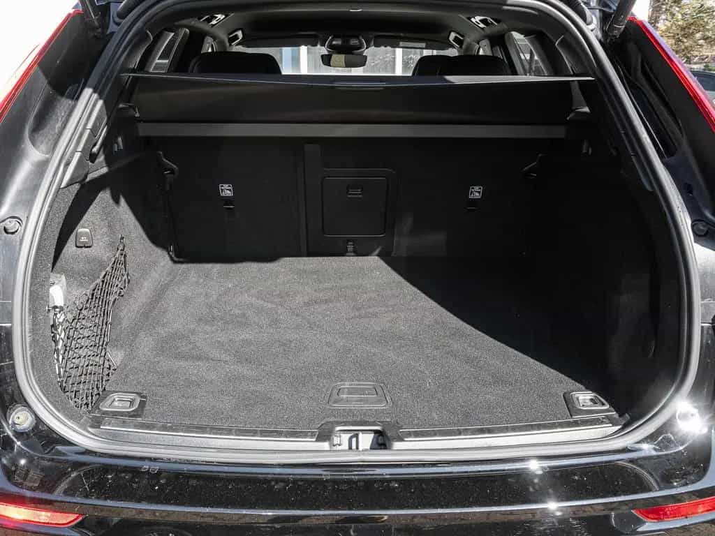 Volvo XC60 R Design 2WD Leder Digitales Cockpit Memory 07/2022-photo-16