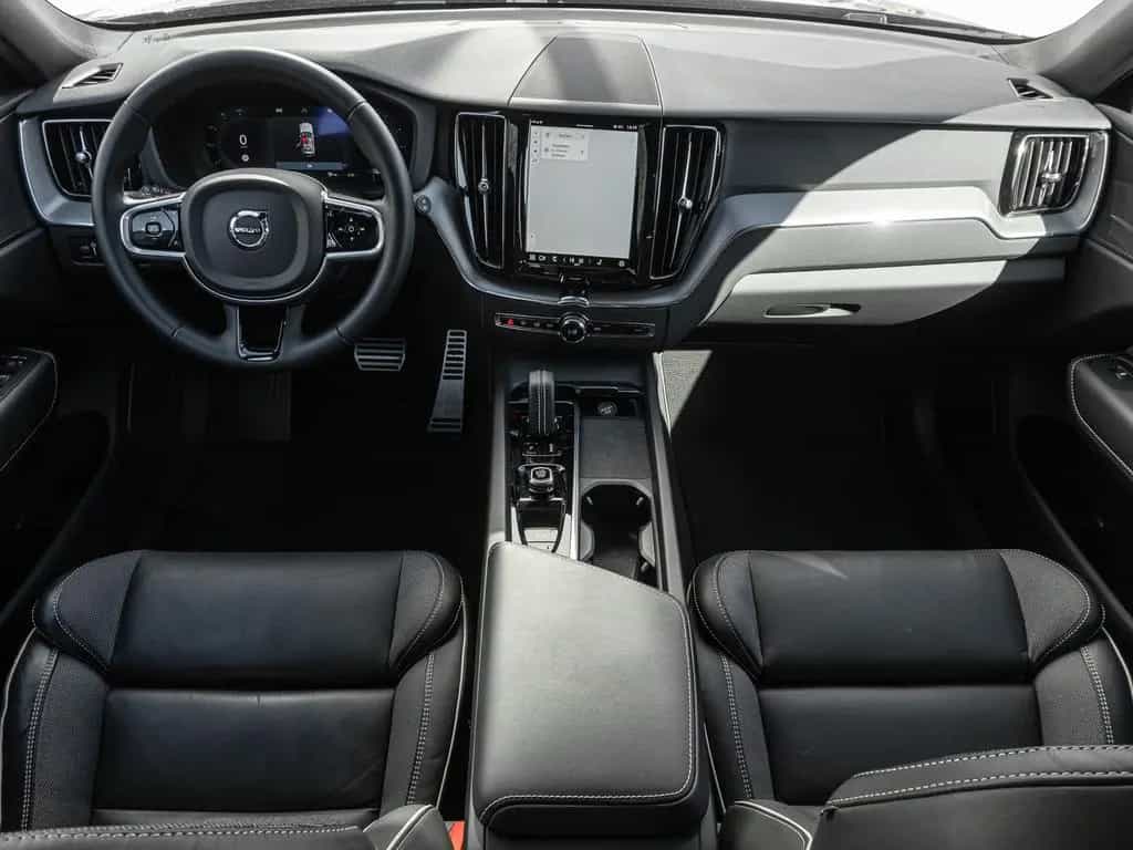 Volvo XC60 R Design 2WD Leder Digitales Cockpit Memory 07/2022-photo-8