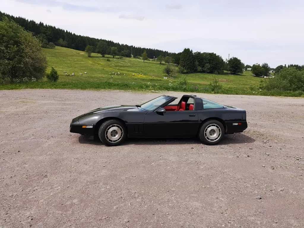 Corvette C4 07/1987-photo-1