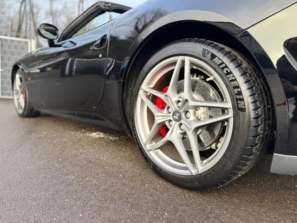 Ferrari California T V8*CARBON*POWER-GARANTIE*KERAMIK* 04/2017-photo-15