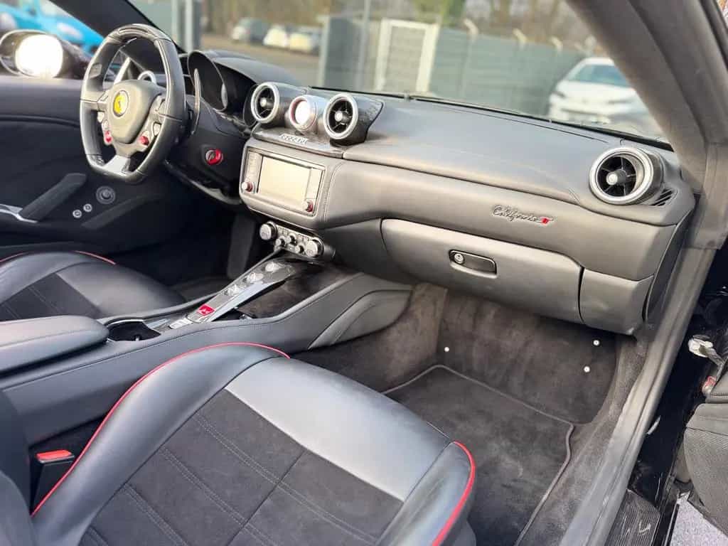 Ferrari California T V8*CARBON*POWER-GARANTIE*KERAMIK* 04/2017-photo-17