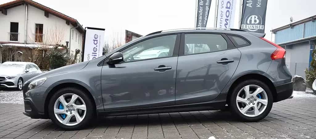 Volvo V40 Cross Country Momentum AWD 01/2013-photo-0