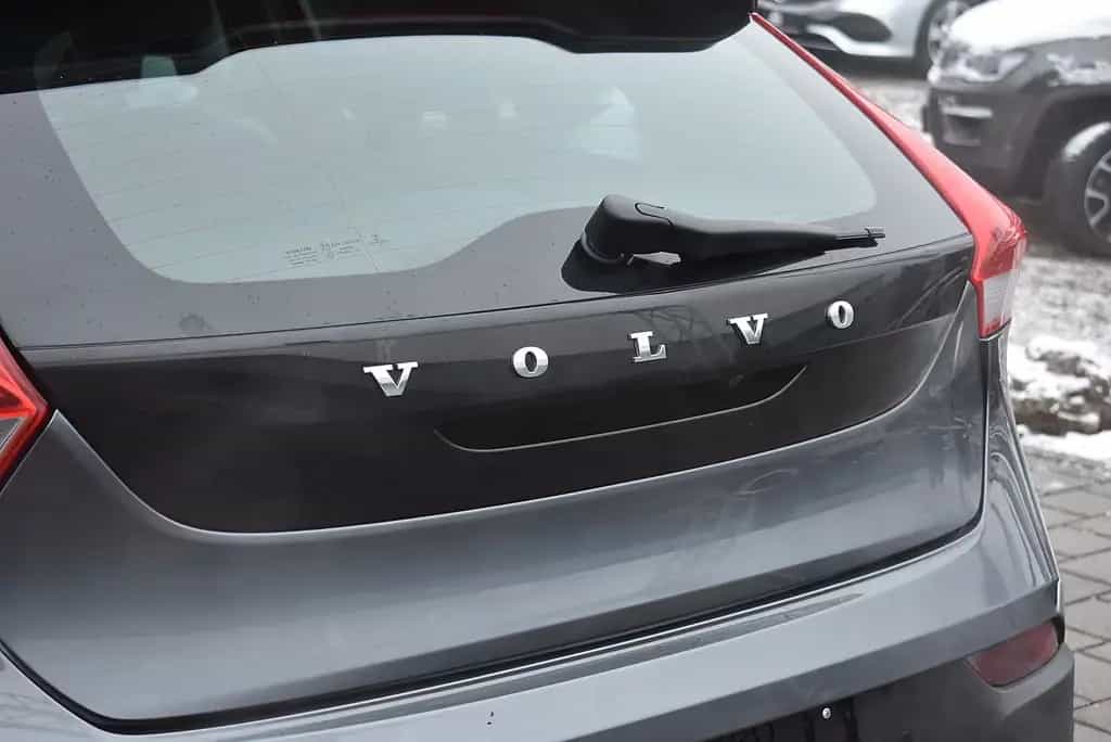 Volvo V40 Cross Country Momentum AWD 01/2013-photo-12
