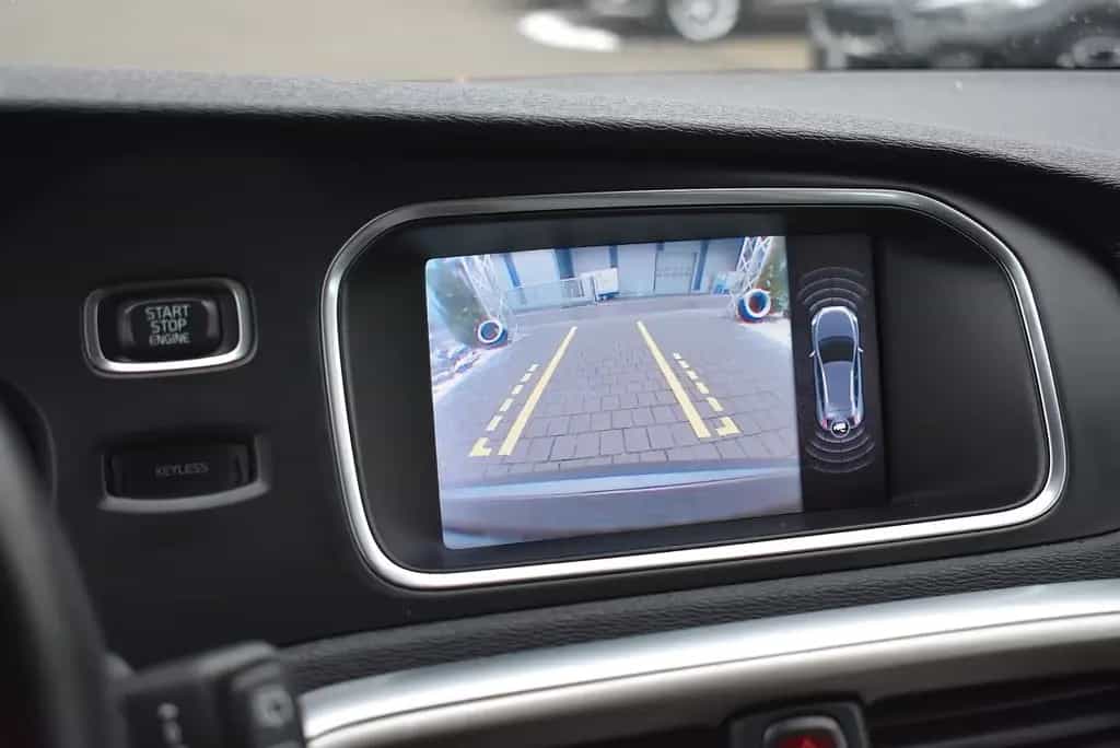 Volvo V40 Cross Country Momentum AWD 01/2013-photo-21