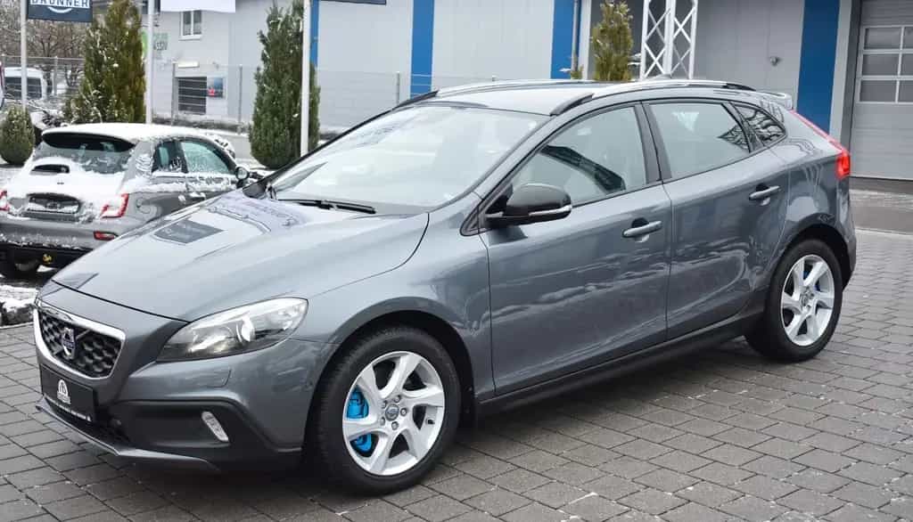 Volvo V40 Cross Country Momentum AWD 01/2013-photo-3