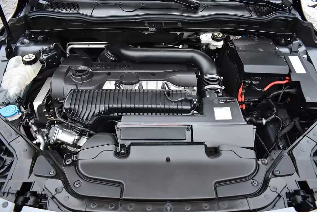 Volvo V40 Cross Country Momentum AWD 01/2013-photo-35