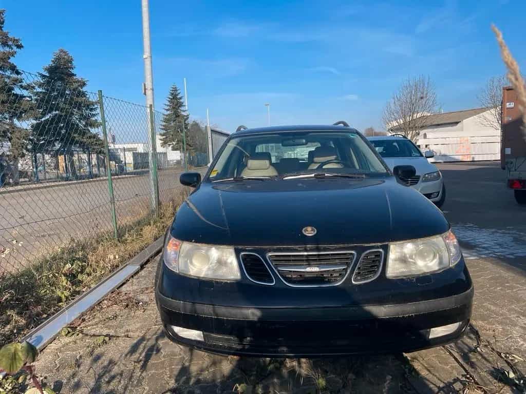 Saab 9-5 2.0t Sport-Kombi Arc YS3E B205e 10/2003-photo-1