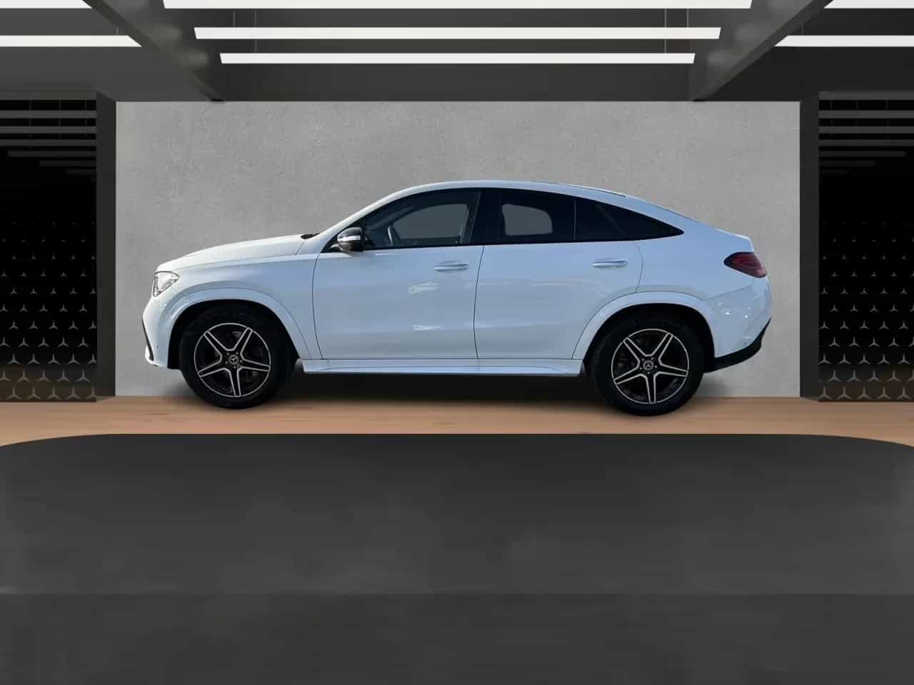 Mercedes-Benz GLE-Class 300 04/2025-photo-2