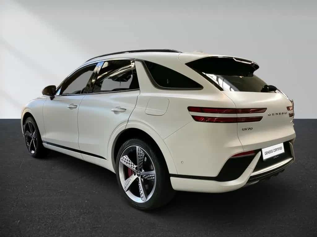 Genesis GV70 2,2L Diesel AWD Sport Mattlack vom Genesis 11/2024-photo-2