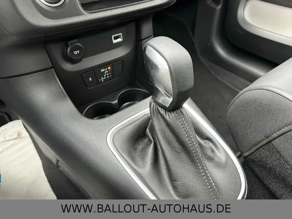 Citroën C3 Shine Pack*2.HAND*TOT*SPUR*NAVI*KAMERA*SHZ* 08/2020-photo-21