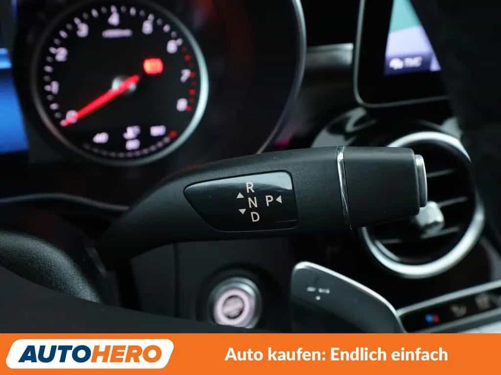 Mercedes-Benz C-Class 180 T AMG Line Aut.*LED*NAVI*TEMPO*CAM*PDC*SHZ 07/2020-photo-26