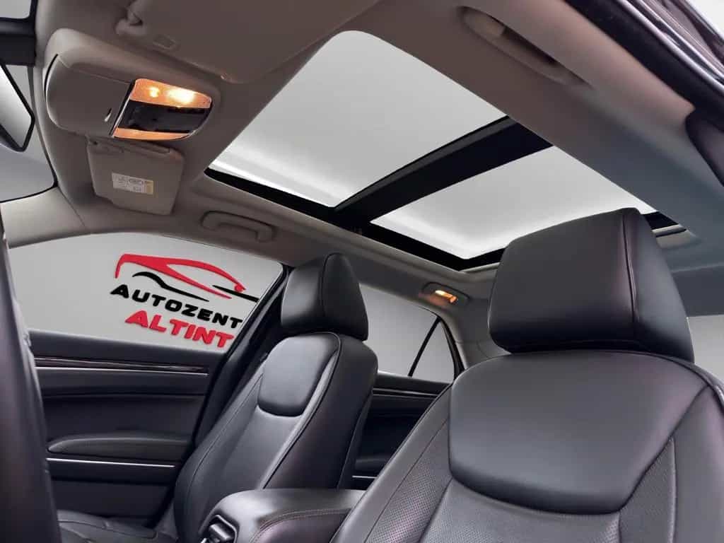 Chrysler 300C 07/2015-photo-9