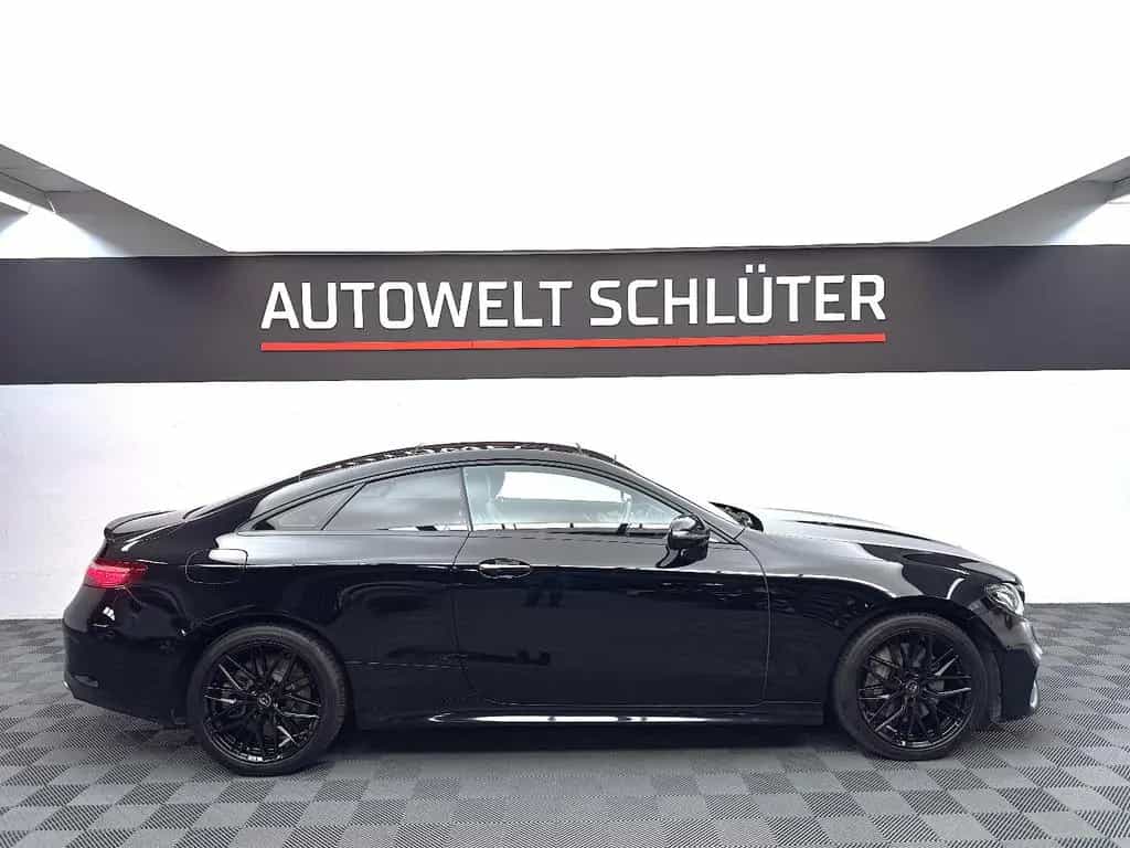 Mercedes-Benz E-Class 400 Coupe 4Matic Autom Leder*Pano*SHZ*KAM*PDC 08/2018-photo-1