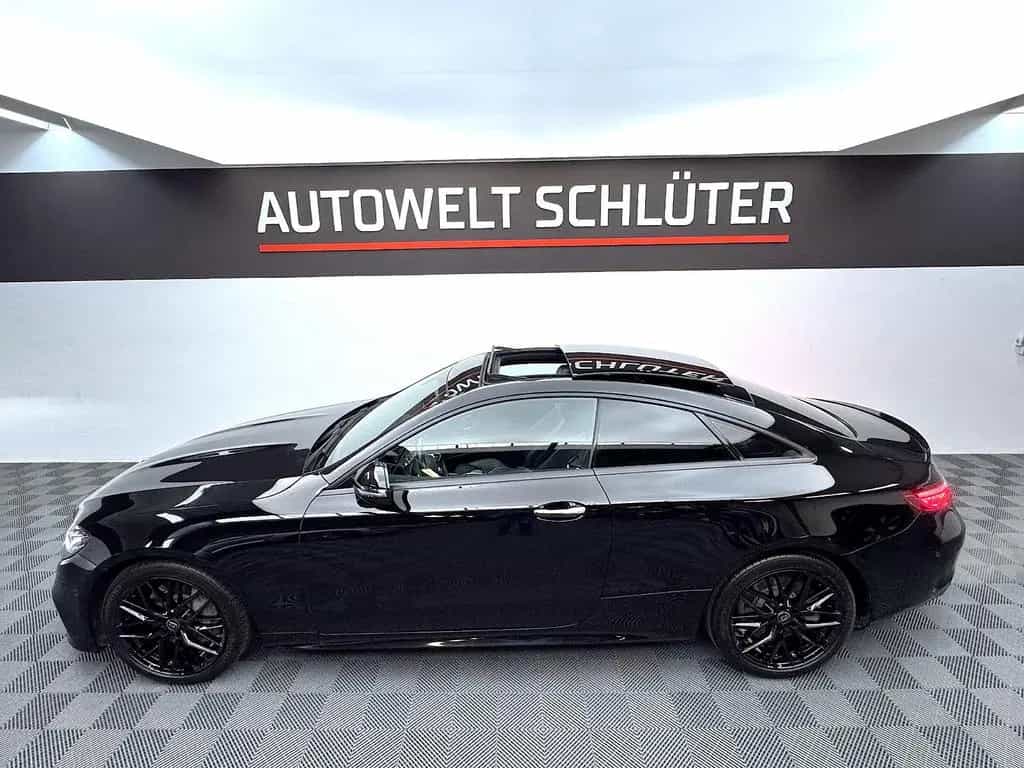 Mercedes-Benz E-Class 400 Coupe 4Matic Autom Leder*Pano*SHZ*KAM*PDC 08/2018-photo-3