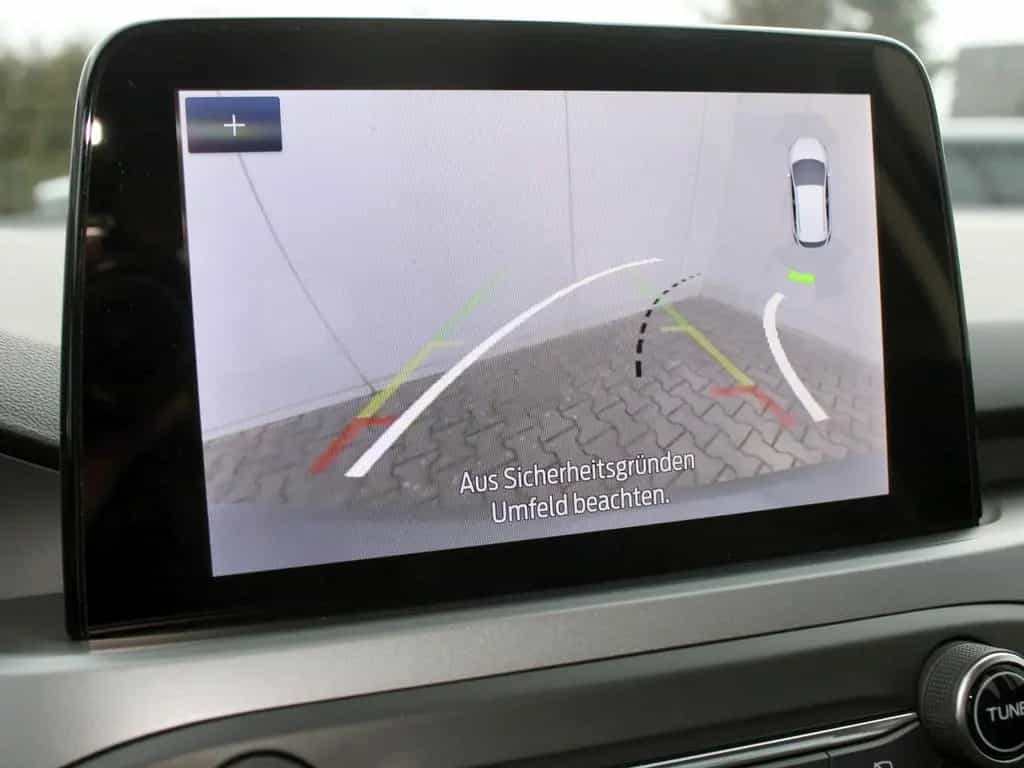 Ford Focus Cool & Connect 1,5 EcoBlue 07/2022-photo-12