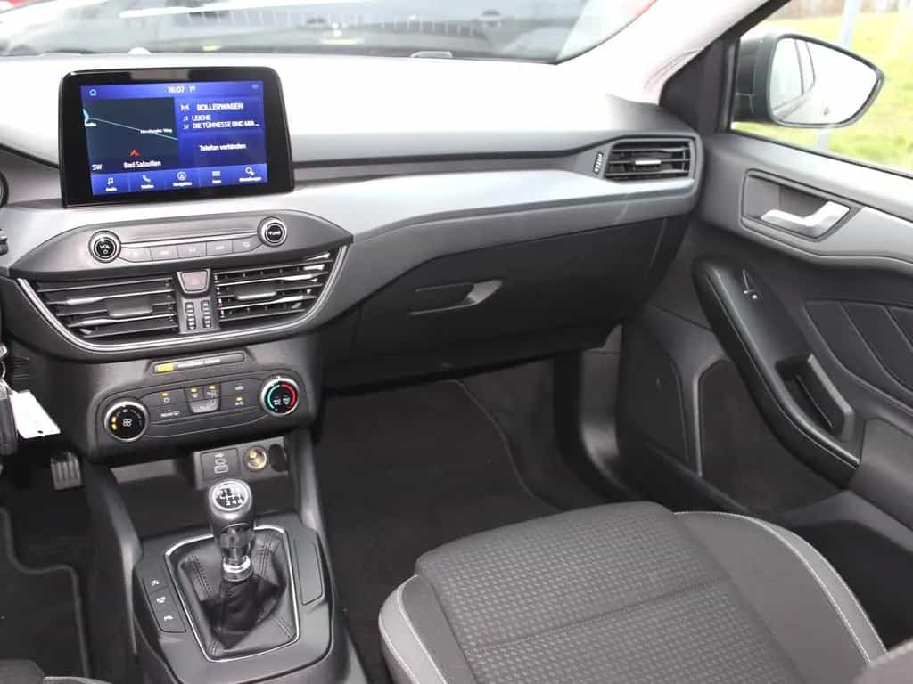 Ford Focus Cool & Connect 1,5 EcoBlue 07/2022-photo-20