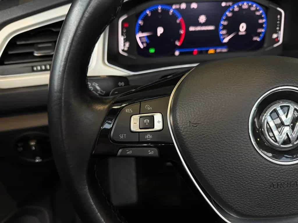 Volkswagen T-Roc Cabriolet Style ACC LED NAV SHZ 10/2021-photo-9
