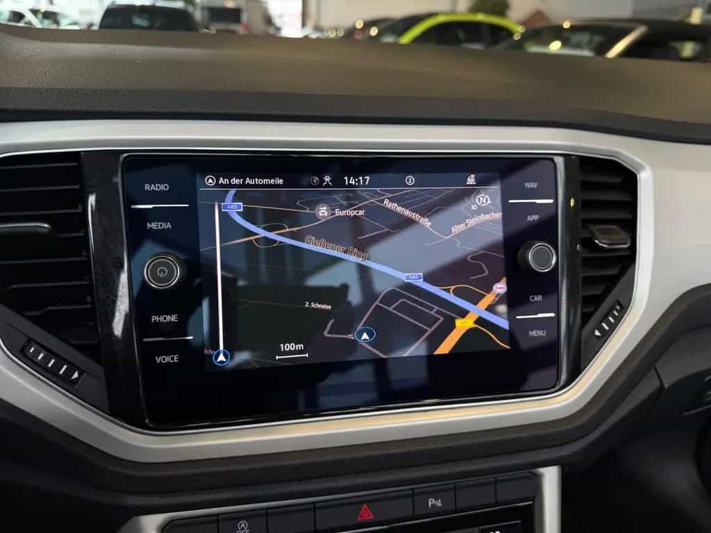 Volkswagen T-Roc Cabriolet Style ACC LED NAV SHZ 10/2021-photo-11