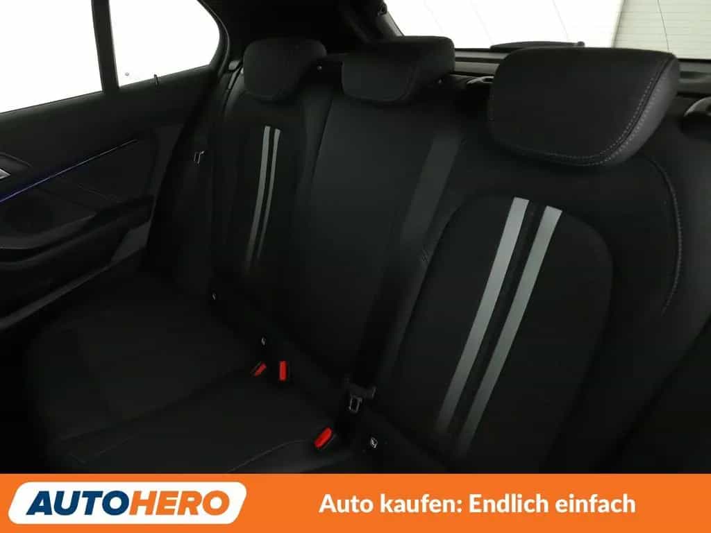 BMW 1 Series 118i Sport Line Aut.*NAVI*LED*TEMPO*PDC*SHZ* 12/2020-photo-13