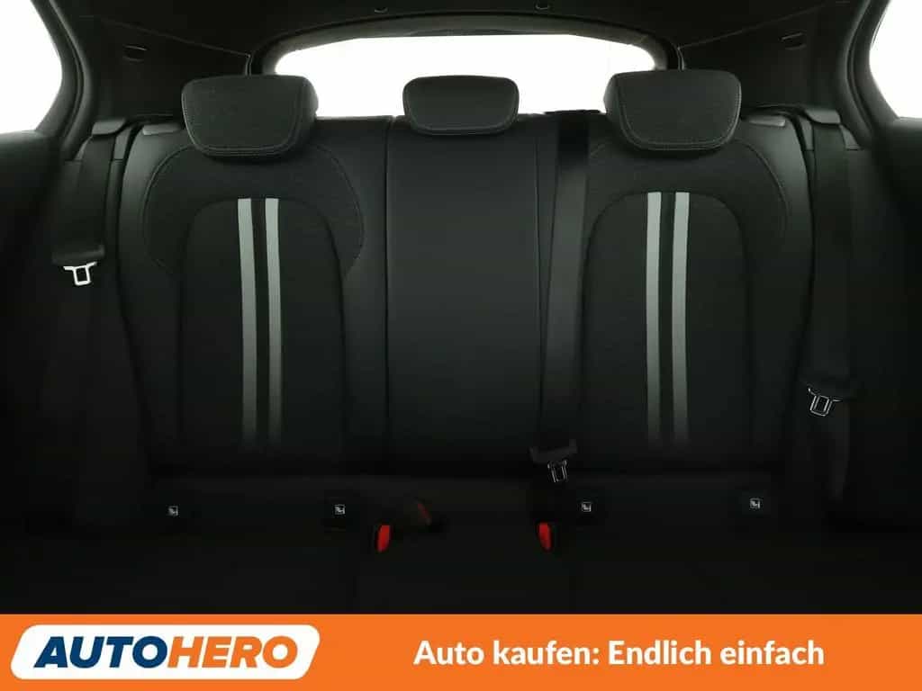 BMW 1 Series 118i Sport Line Aut.*NAVI*LED*TEMPO*PDC*SHZ* 12/2020-photo-15
