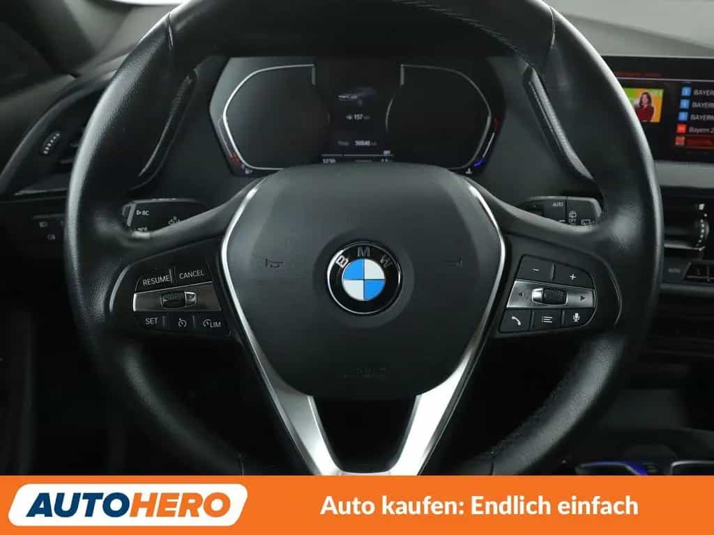 BMW 1 Series 118i Sport Line Aut.*NAVI*LED*TEMPO*PDC*SHZ* 12/2020-photo-18