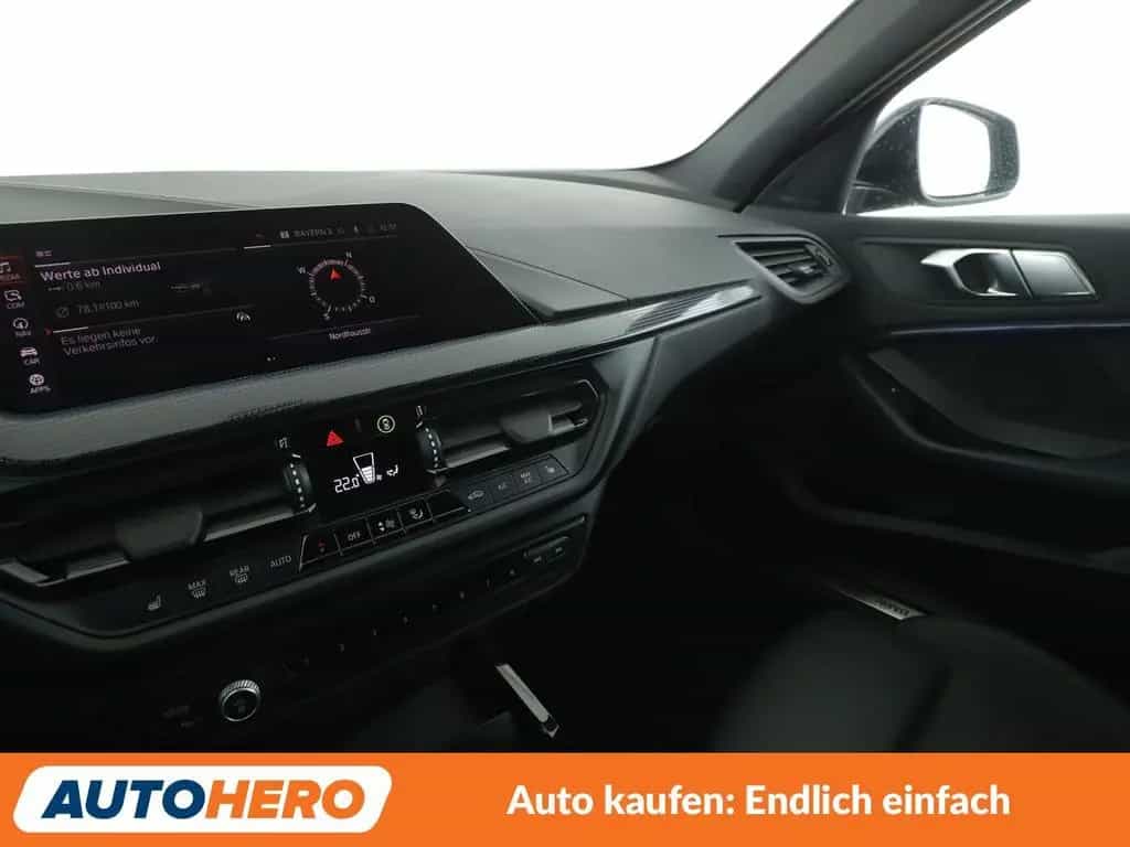 BMW 1 Series 118i Sport Line Aut.*NAVI*LED*TEMPO*PDC*SHZ* 12/2020-photo-24