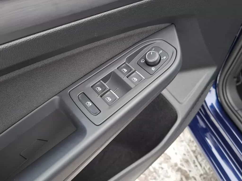 Volkswagen Golf VIII Style HEAD-UP RFK ACC KEYL. Sportsitze 09/2020-photo-25