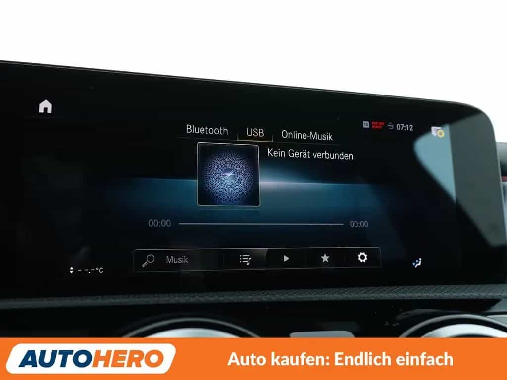 Mercedes-Benz A 45 AMG A-Klasse A 45 AMG S 4Matic Aut.*NAVI*LED*TEMPO* 09/2020-photo-21