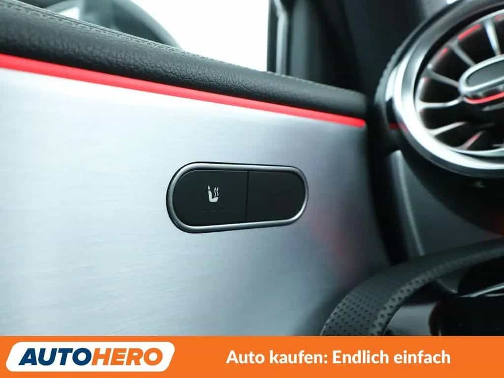 Mercedes-Benz A 45 AMG A-Klasse A 45 AMG S 4Matic Aut.*NAVI*LED*TEMPO* 09/2020-photo-35