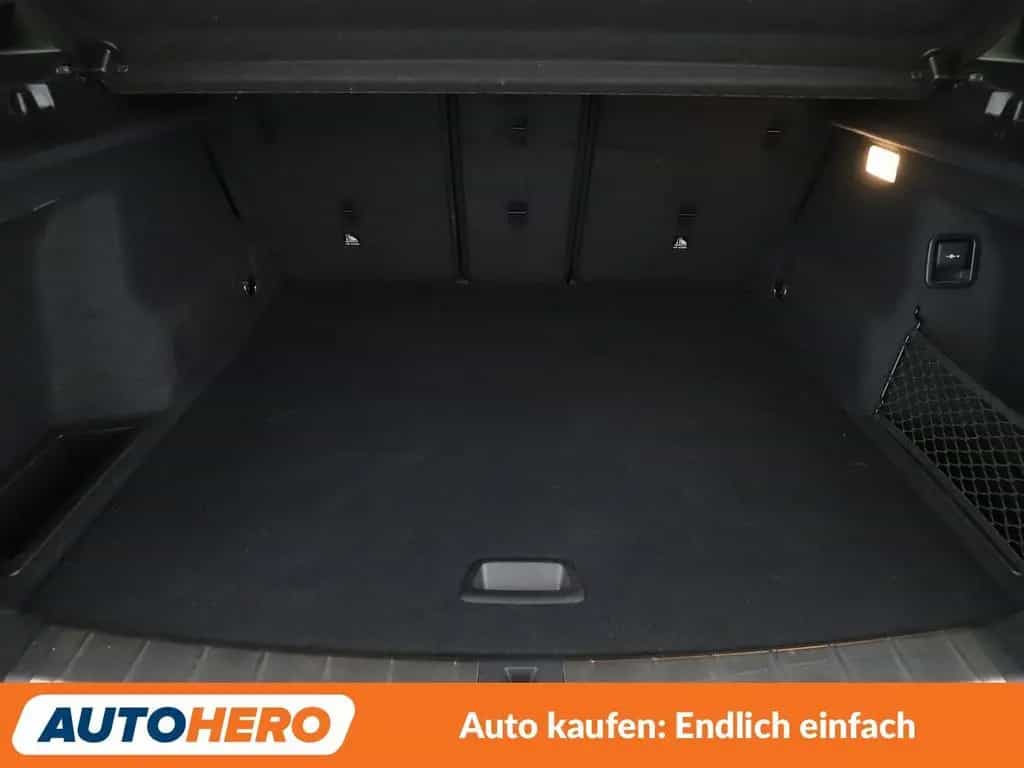 BMW sDrive 20i M Sport Aut.*NAVI*HUD*LED*ACC*CAM*SHZ 06/2019-photo-17