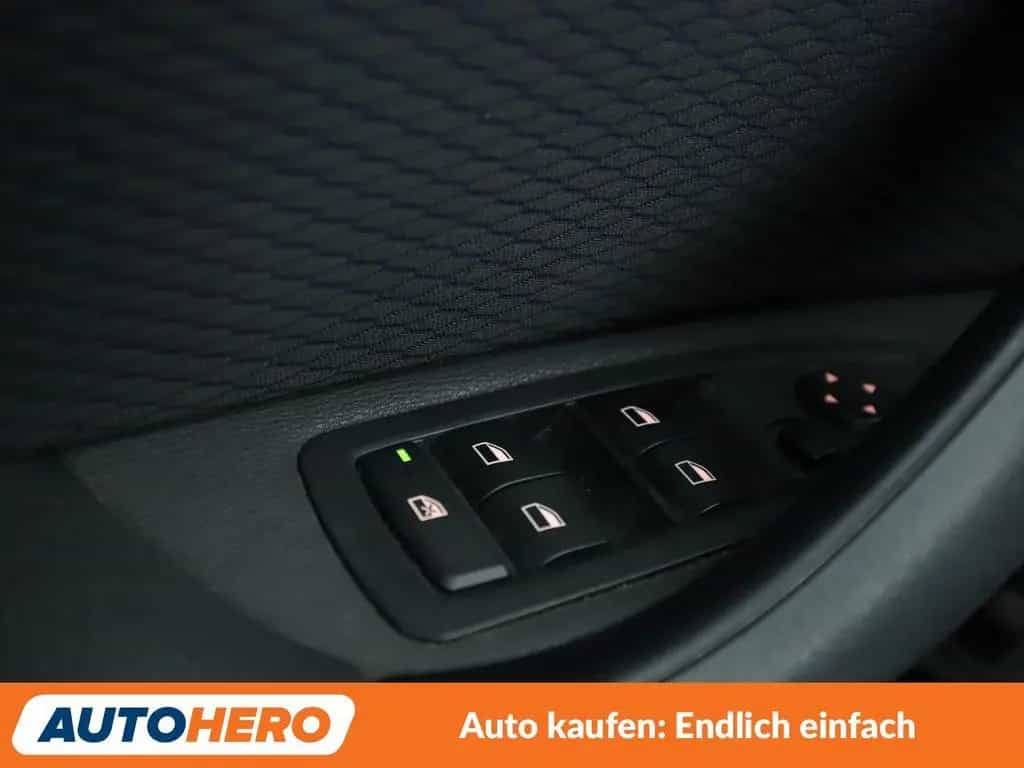 BMW sDrive 20i M Sport Aut.*NAVI*HUD*LED*ACC*CAM*SHZ 06/2019-photo-24