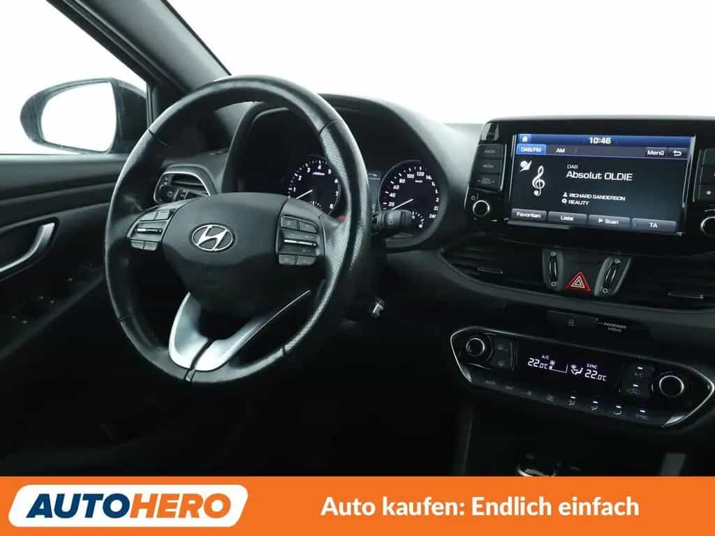 Hyundai i30 1.4 TDGI Passion + *NAVI*TEMPO*CAM*PDC* 06/2018-photo-12