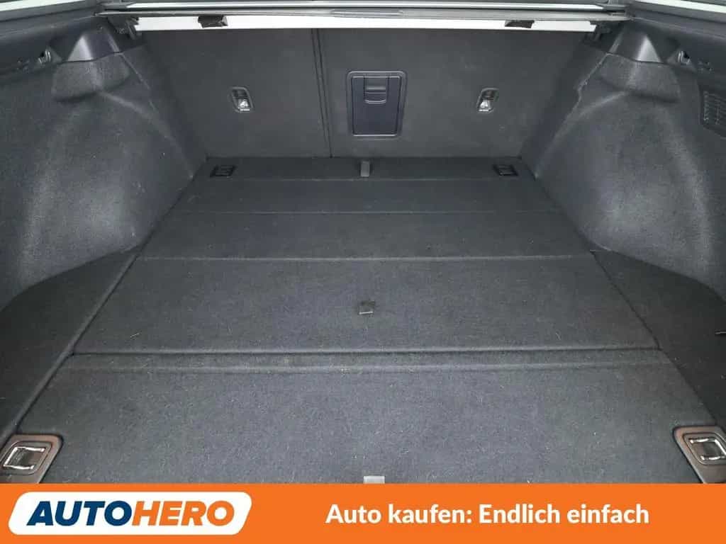 Hyundai i30 1.4 TDGI Passion + *NAVI*TEMPO*CAM*PDC* 06/2018-photo-17
