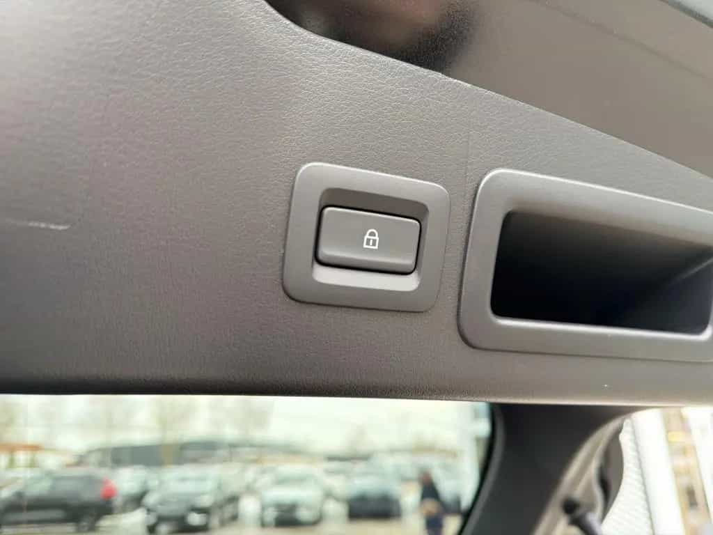 Mazda 3 Takumi SKY.-X 186 HUD Navi Leder Bose 360 Kame 01/2026-photo-19