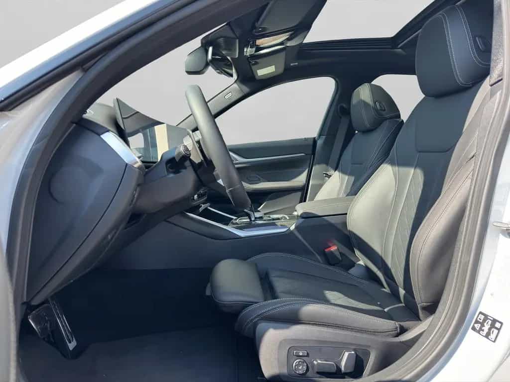 ALPINA D4 S Gran Coupé Allrad 08/2025-photo-17
