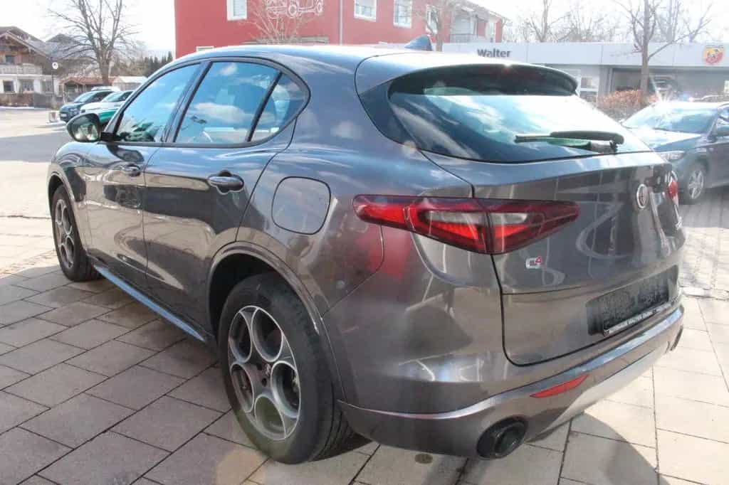 Alfa Romeo Stelvio Ti Q4  Werksgarantie 09-2026 09/2022-photo-4