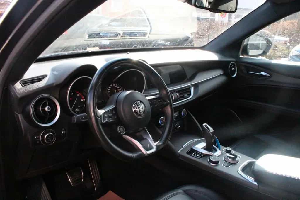 Alfa Romeo Stelvio Ti Q4  Werksgarantie 09-2026 09/2022-photo-7