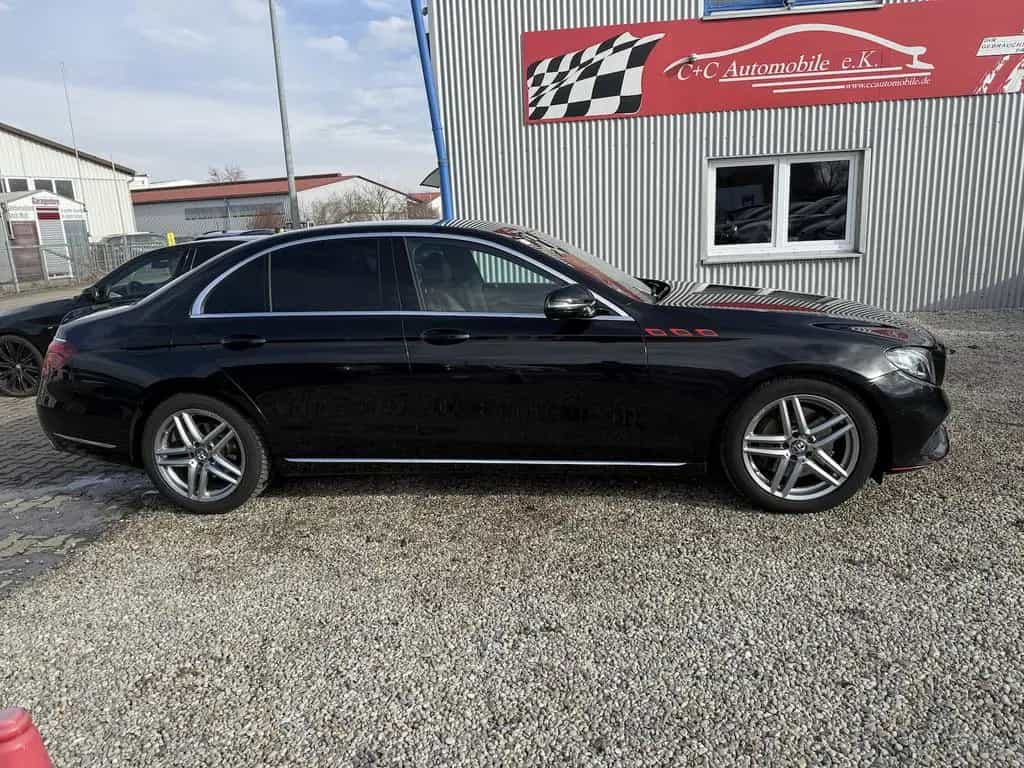 Mercedes-Benz E 220 d AVANTGARDE WIDESCREEN HEAD-UP LED 04/2016-photo-4
