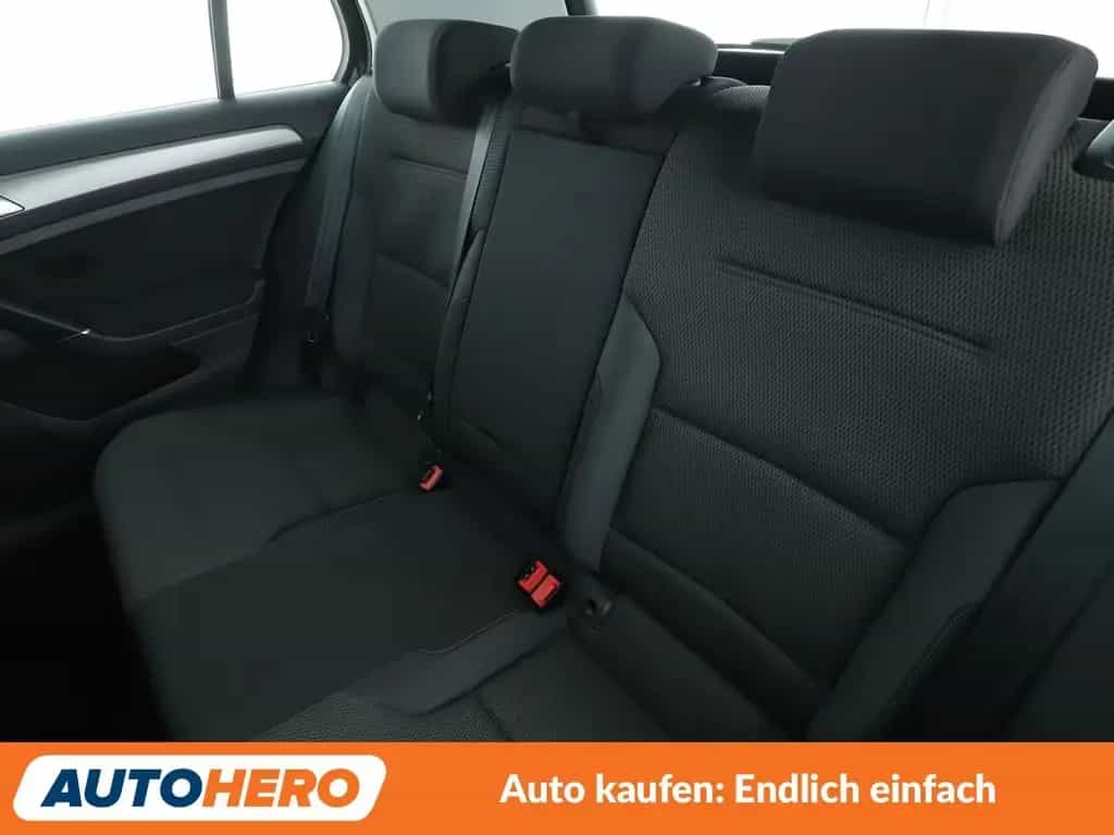 Volkswagen Golf VII 1.2 TSI Comfortline BMT*TEMPO*PDC*SHZ* 08/2015-photo-13